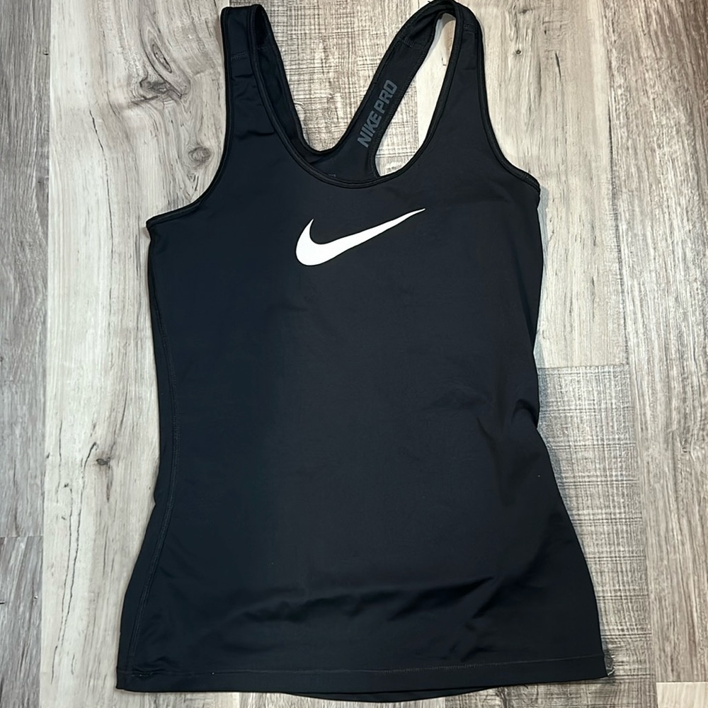NIKE PRO- Race back tank top - size small